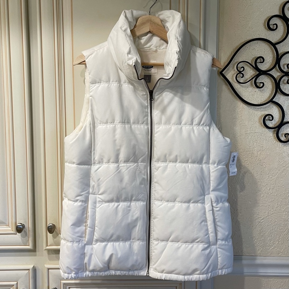 Old Navy • Puffer Vest • Sz L • NWT